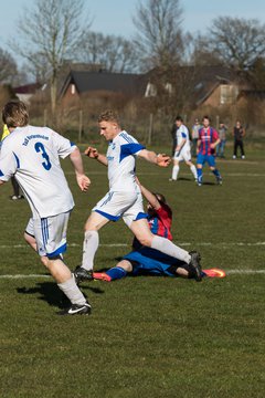 Bild 335 - Herren TSV Wiemersdorf - TuS Hartenholm III : Ergebnis: 2:1